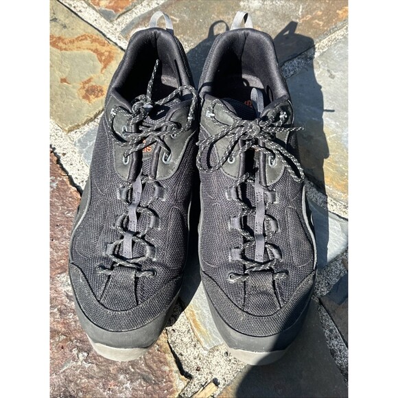 Adidas size 14  Sahale X Night Grey Black Mens Lifestyle Outdoor Sneakers FZ2328 - Picture 6 of 12